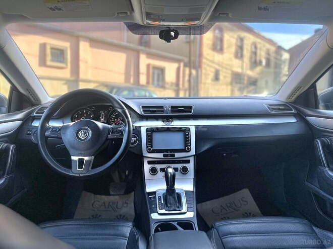 Volkswagen Passat CC-6