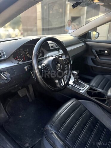 Volkswagen Passat CC-9