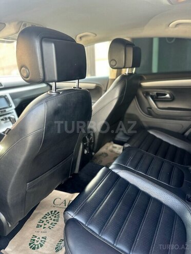 Volkswagen Passat CC-8