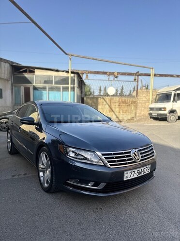 Volkswagen Passat CC-11