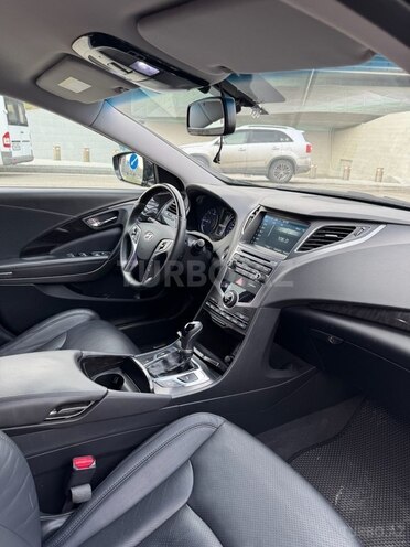 Hyundai Grandeur 2015, 198,000 km - 2.2 l - Bakı