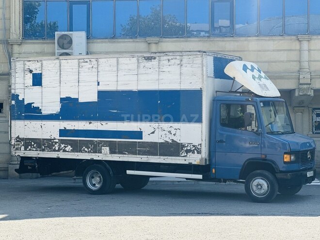 Mercedes 709 D 1990, 350,000 km - 3.9 l - Bakı