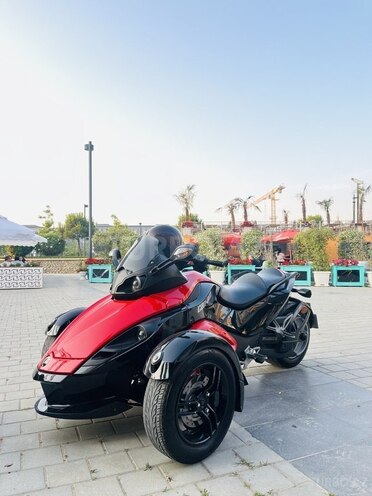 Can-Am Spyder RS-15
