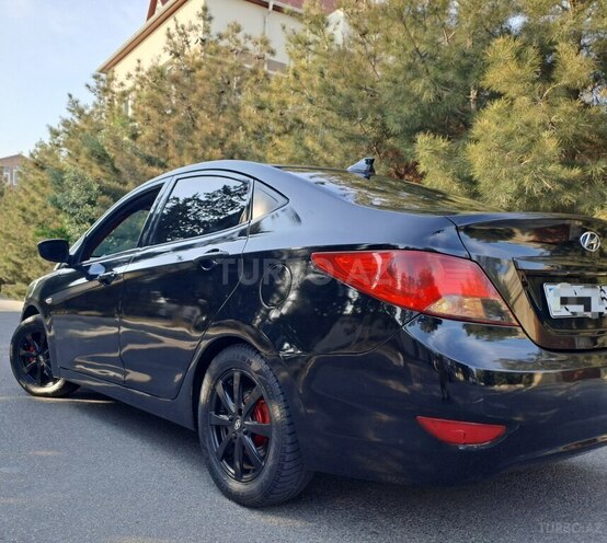 Hyundai Accent 2013, 212,000 km - 1.6 l - Bakı