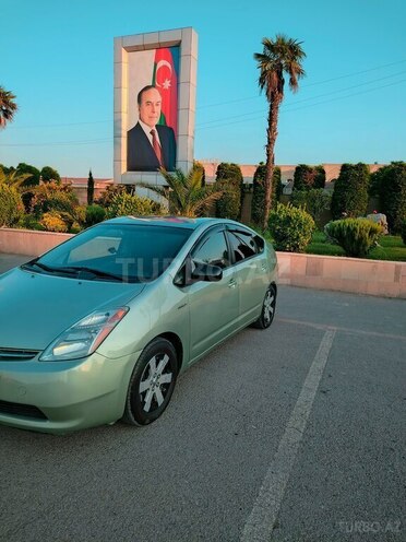 Toyota Prius-2