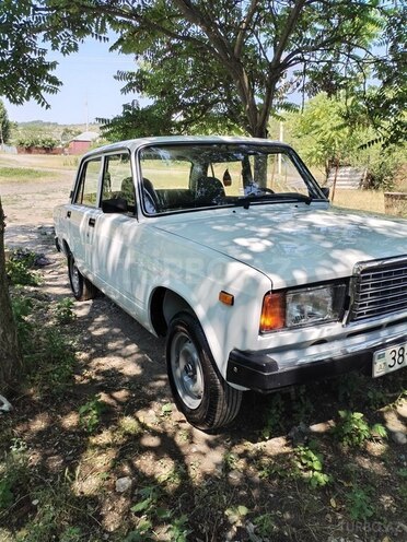LADA (VAZ) 2107 2007, 52,041 km - 1.6 l - Quba
