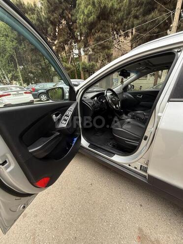 Hyundai ix35 2013, 124,000 km - 2.0 л - Bakı