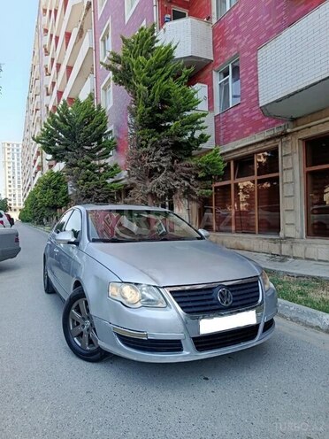 Volkswagen Passat 2005, 228,000 km - 2.0 l - Bakı