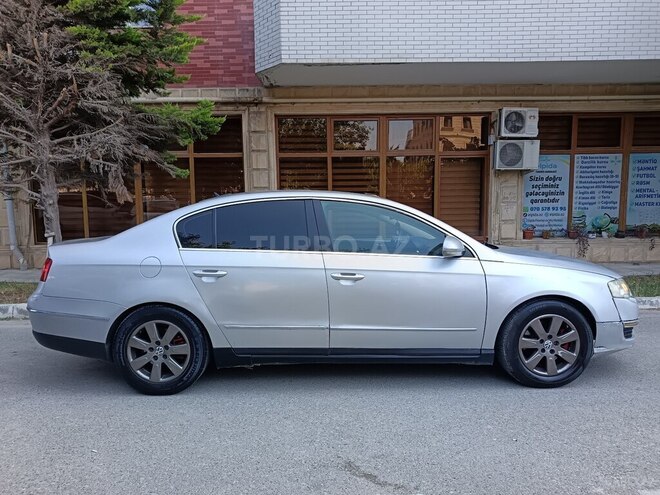 Volkswagen Passat 2005, 228,000 km - 2.0 l - Bakı