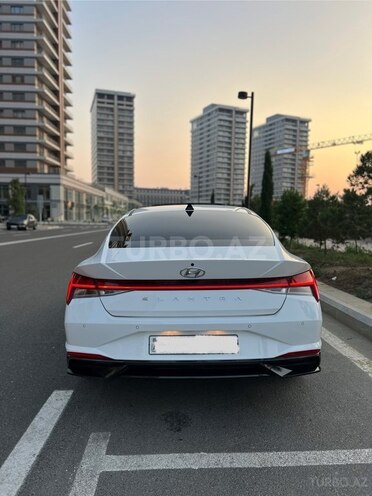 Hyundai Elantra 2023, 43,000 km - 1.6 l - Bakı