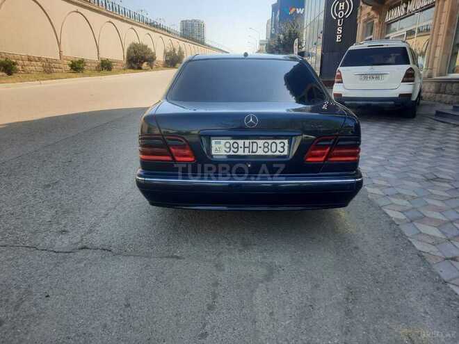 Mercedes E 270 2000, 266,000 km - 2.7 l - Bakı