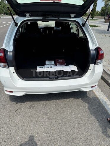Toyota Corolla Fielder 2019, 61,008 km - 1.5 л - Bakı