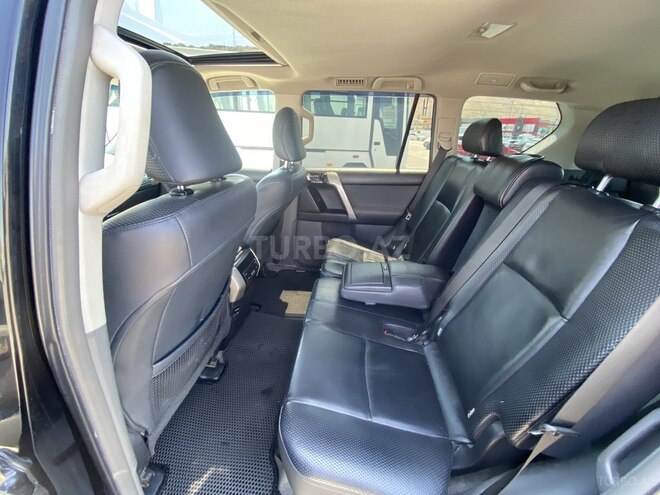 Toyota Land Cruiser Prado 2011, 210,000 km - 2.7 l - Bakı