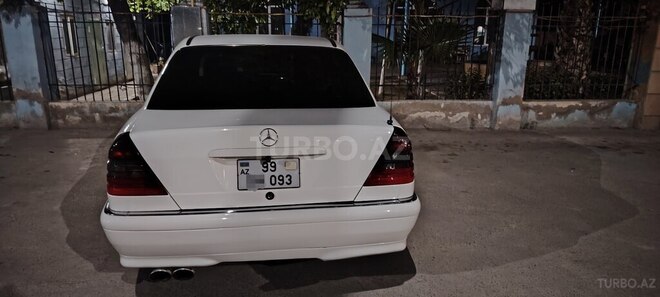 Mercedes C 230 1997, 125,470 km - 2.3 л - Sabirabad