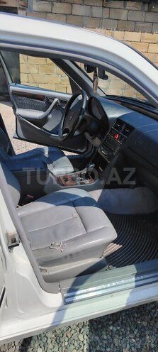 Mercedes C 230 1997, 125,470 km - 2.3 л - Sabirabad