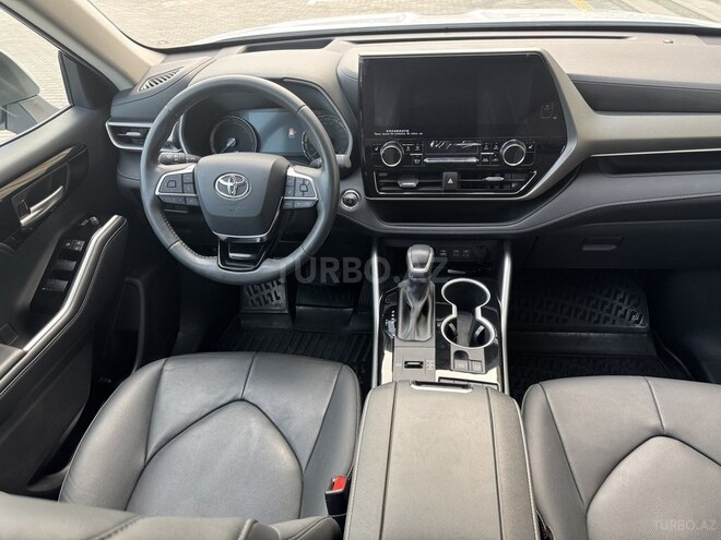 Toyota Highlander-10