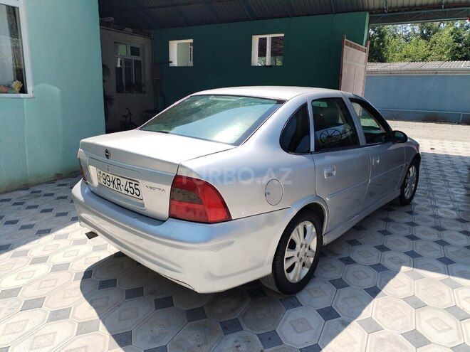 Opel Vectra 1999, 640,000 km - 1.8 l - Qazax