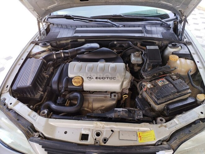 Opel Vectra 1999, 640,000 km - 1.8 l - Qazax