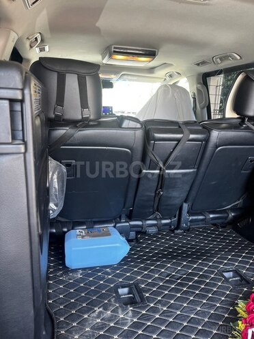 Toyota Land Cruiser 2014, 203,000 km - 4.6 л - Qusar