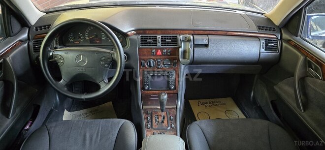 Mercedes E 220 d 2000, 481,500 km - 2.2 l - Bakı