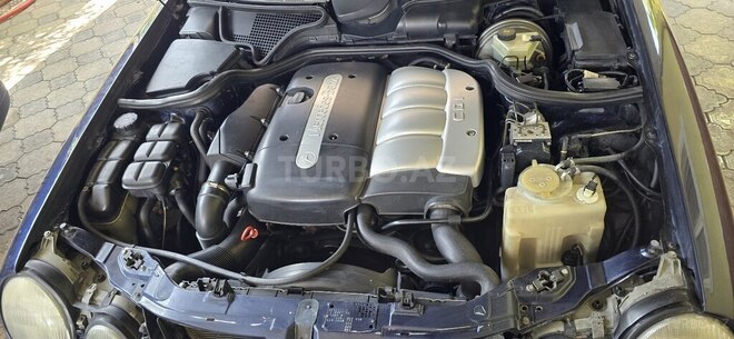 Mercedes E 220 d 2000, 481,500 km - 2.2 l - Bakı