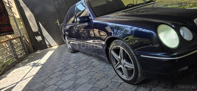 Mercedes E 220 d 2000, 481,500 km - 2.2 l - Bakı