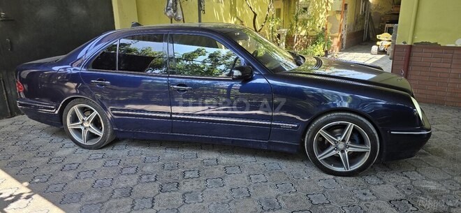 Mercedes E 220 d 2000, 481,500 km - 2.2 l - Bakı