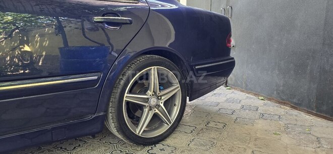 Mercedes E 220 d 2000, 481,500 km - 2.2 l - Bakı