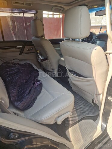 Mitsubishi Pajero 2012, 178,000 km - 3.5 л - Bakı