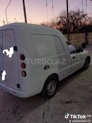 Daewoo Lanos 2011, 251,412 km - 1.5 l - Salyan