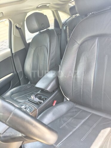 Audi A6 2012, 177,700 km - 2.8 л - Bakı