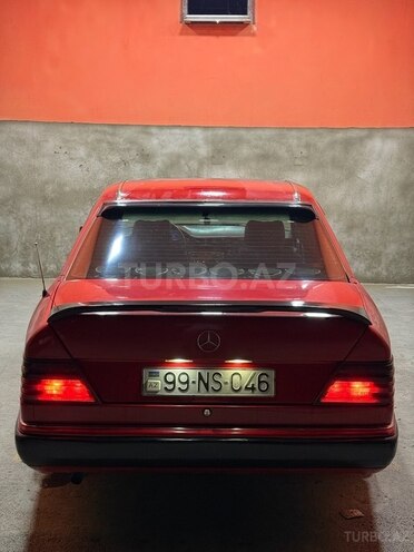 Mercedes E 250 1992, 250,000 km - 2.5 l - Astara