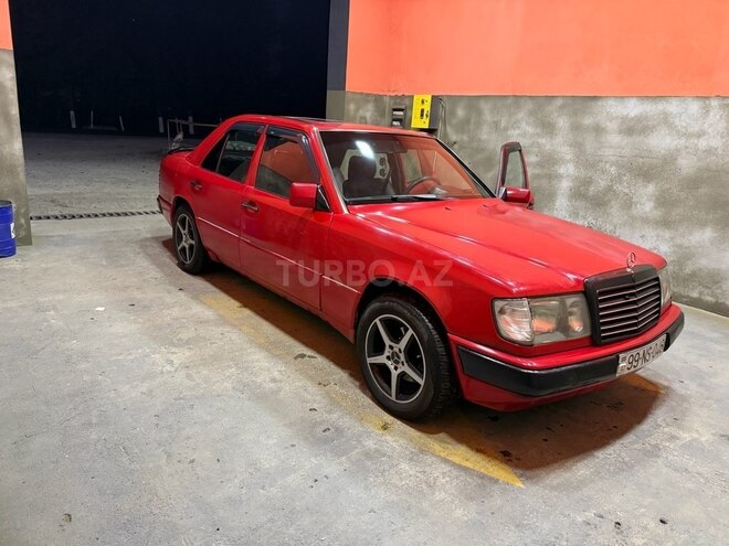 Mercedes E 250 1992, 250,000 km - 2.5 l - Astara
