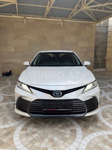 Toyota Camry-1