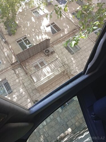 Mercedes E 320 2001, 298,311 km - 3.2 l - Bakı