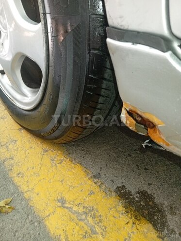 Mercedes E 320 2001, 298,311 km - 3.2 l - Bakı