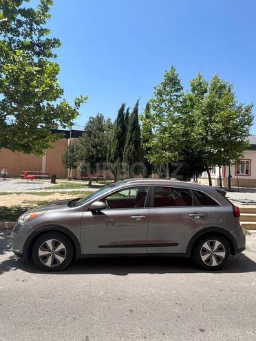 Kia Niro 2017, 136,000 km - 1.6 l - Bakı
