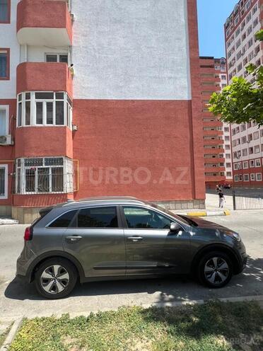 Kia Niro 2017, 136,000 km - 1.6 l - Bakı