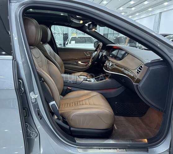Mercedes S 500-13