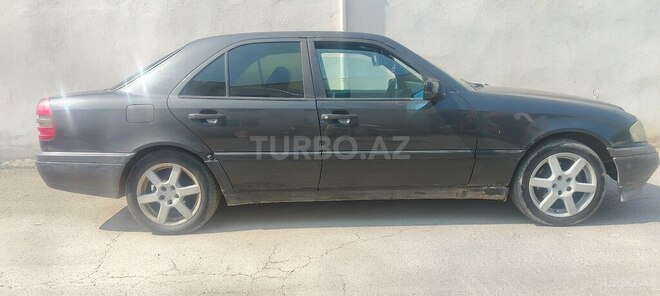 Mercedes C 180 1995, 400,000 km - 1.8 l - Bakı