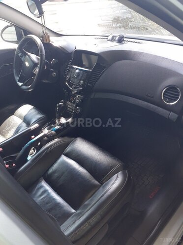Chevrolet Cruze 2013, 266,000 km - 1.4 l - Mingəçevir