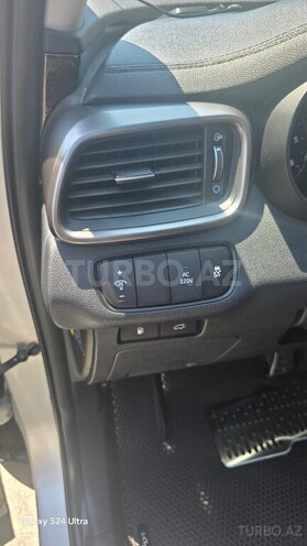 Kia Sorento 2016, 196,300 km - 2.0 l - Bakı
