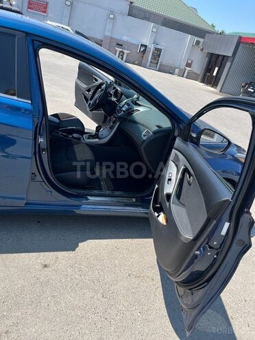 Hyundai Elantra 2015, 238,667 km - 1.8 l - Bakı
