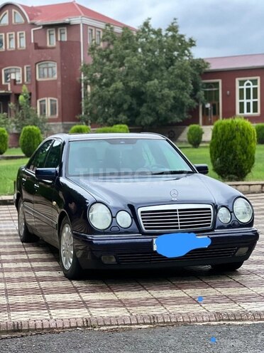 Mercedes E 240 1999, 394,663 km - 2.4 l - Cəlilabad