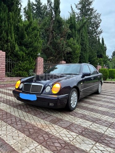 Mercedes E 240 1999, 394,663 km - 2.4 l - Cəlilabad