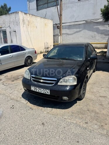 Chevrolet Lacetti-1