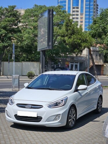 Hyundai Accent 2015, 136,000 km - 1.6 л - Bakı
