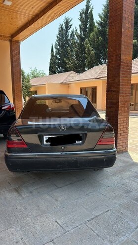 Mercedes C 220 1995, 300,000 km - 2.2 l - Salyan