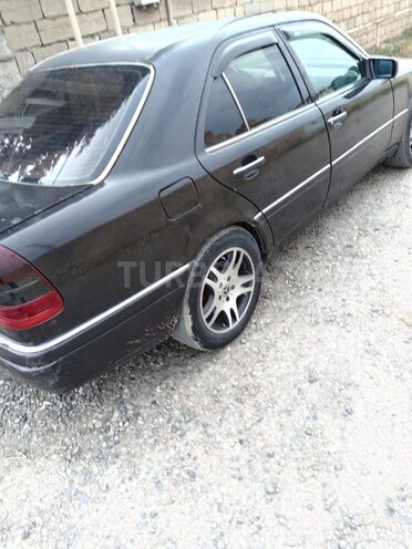 Mercedes C 220 1995, 300,000 km - 2.2 l - Salyan