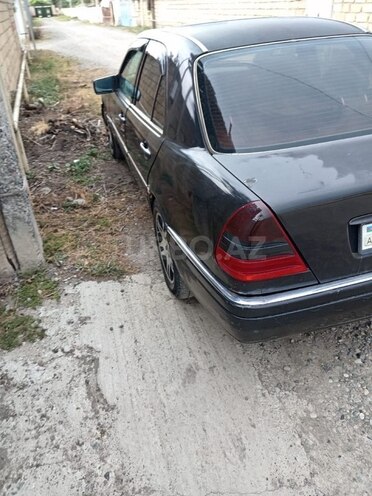 Mercedes C 220 1995, 300,000 km - 2.2 l - Salyan